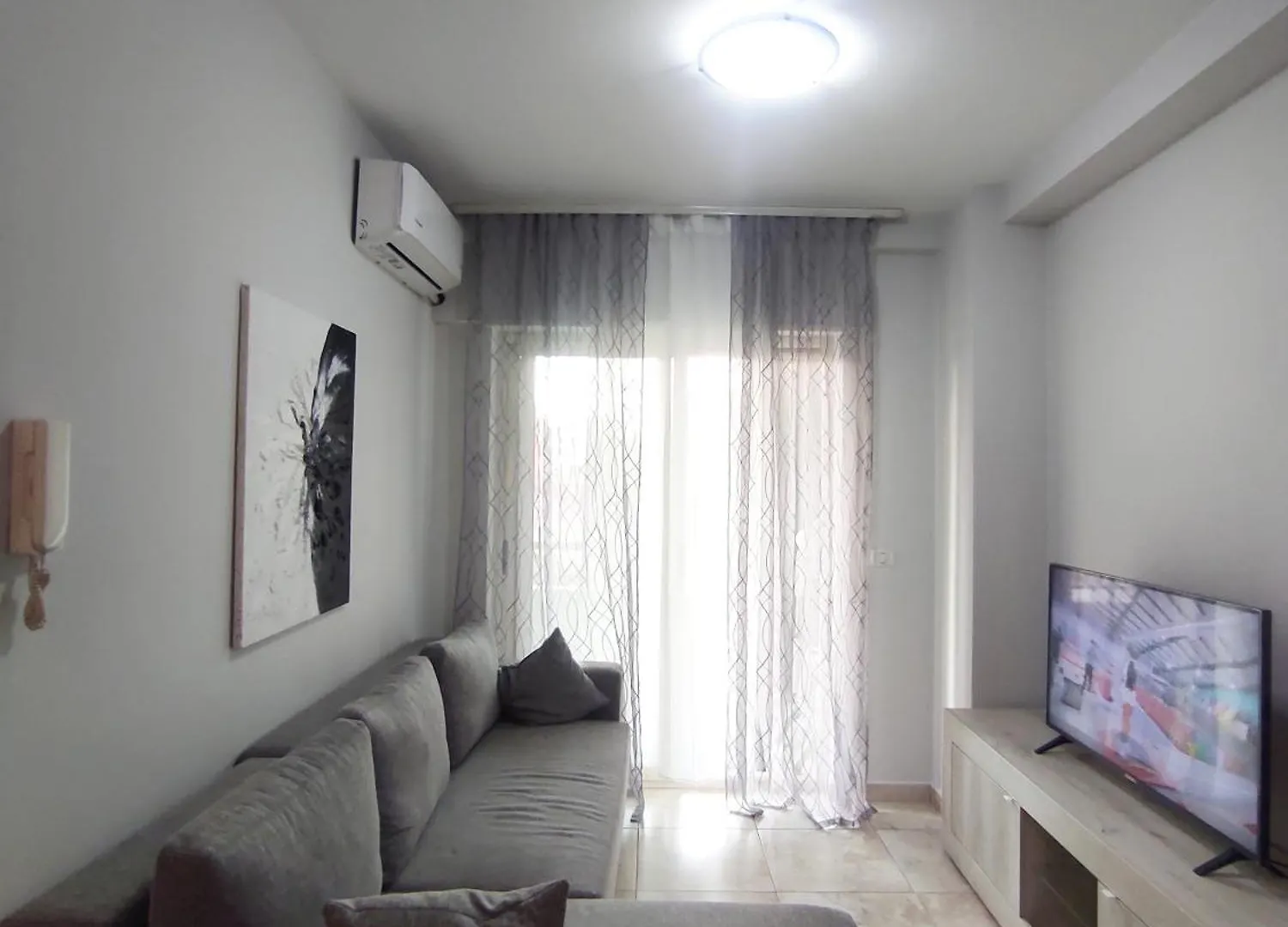 Kledia'S Modern Apartment Tirana Albania