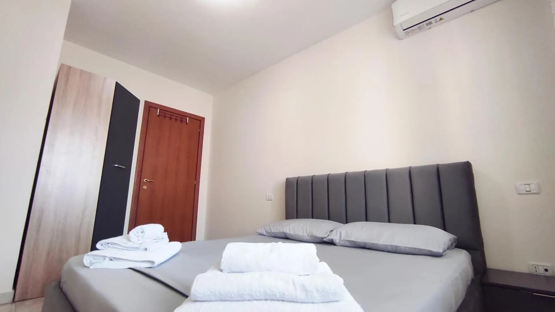 Kledia'S Modern Apartment Tirana 0*,  Albania