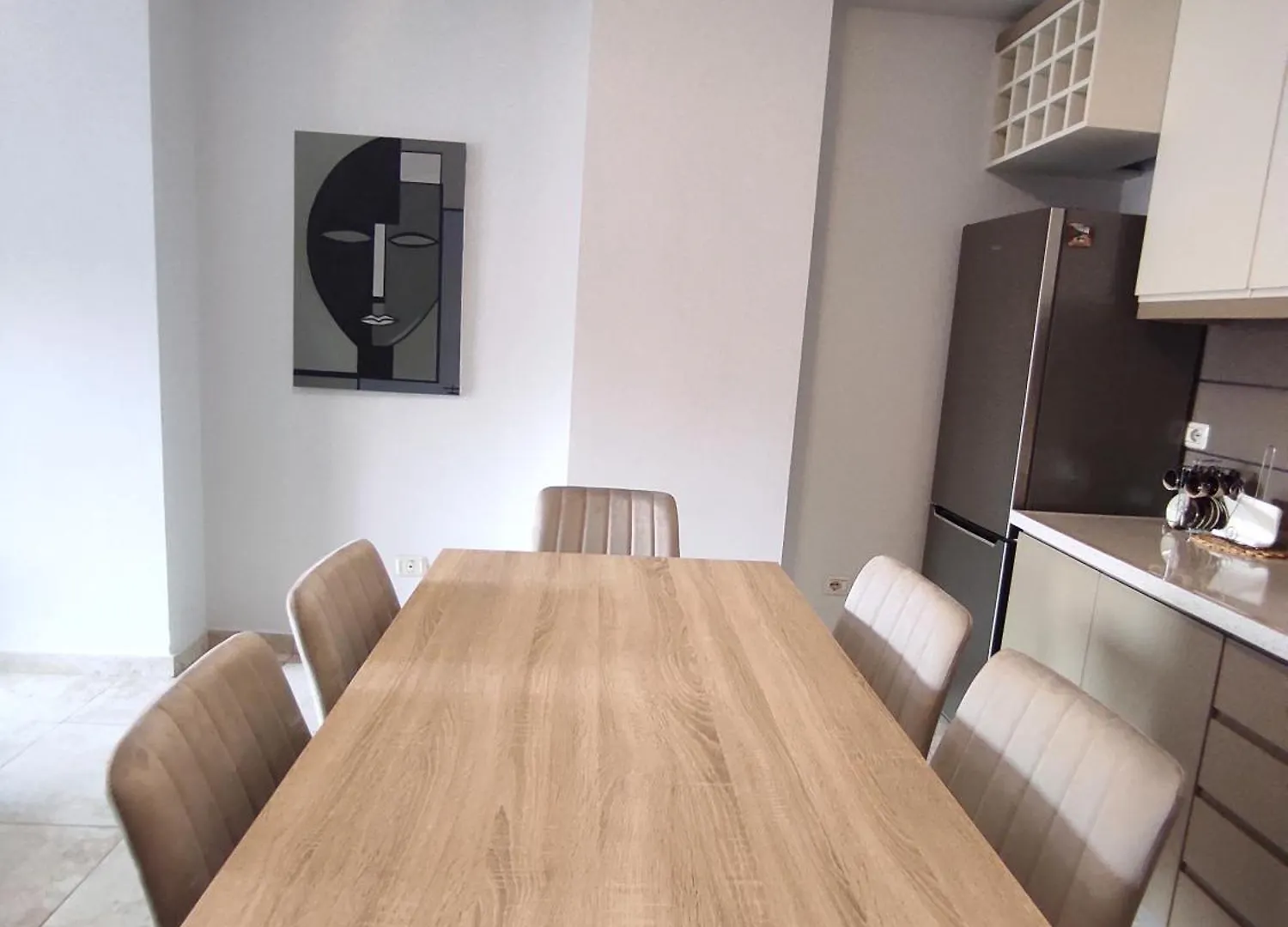 Kledia'S Modern Apartment Tirana
