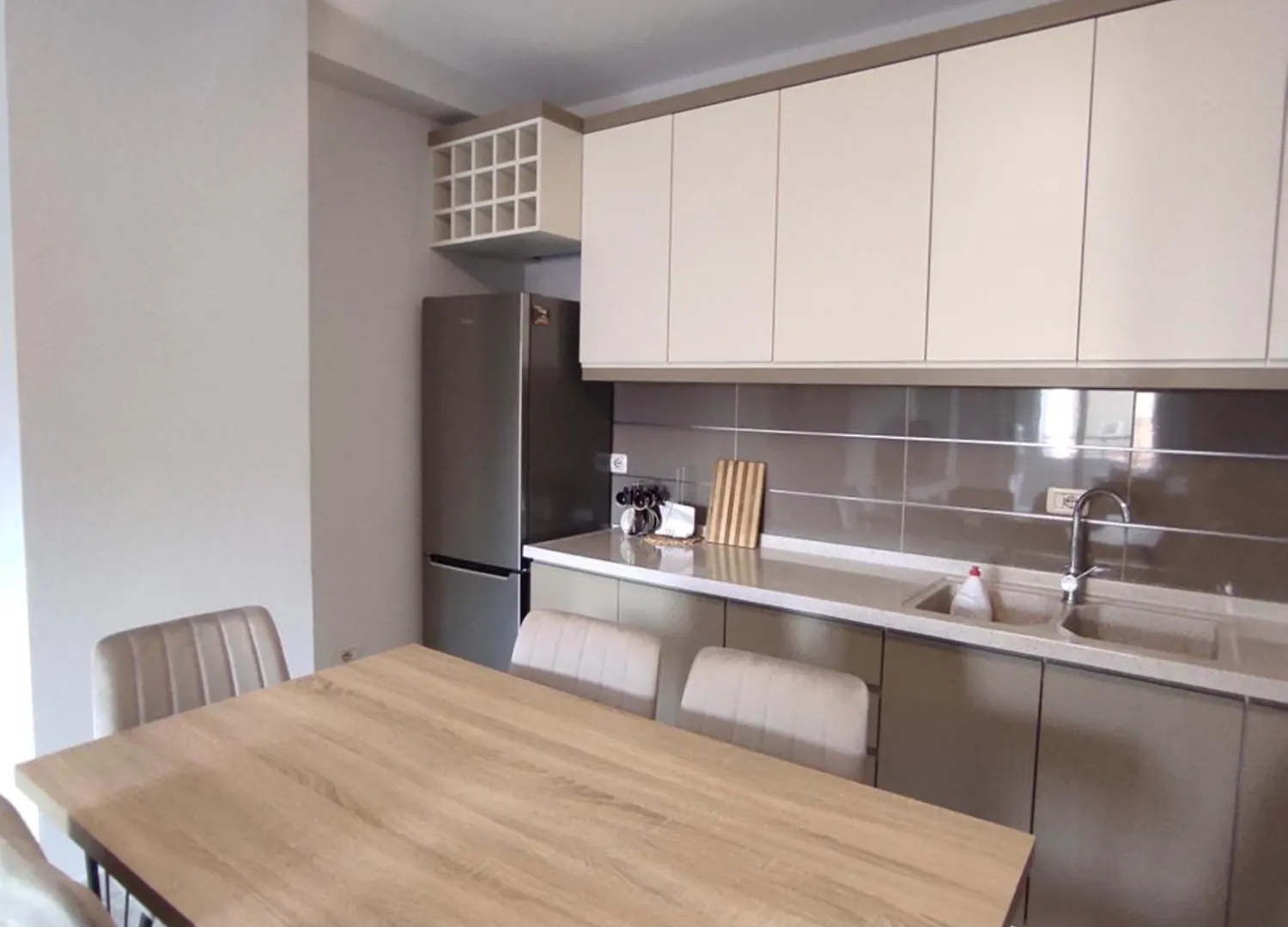Kledia'S Modern Apartment Tirana