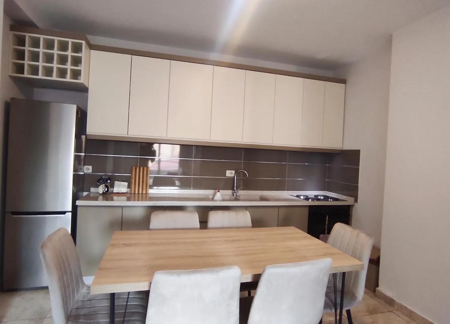 Kledia'S Modern Apartment Tirana