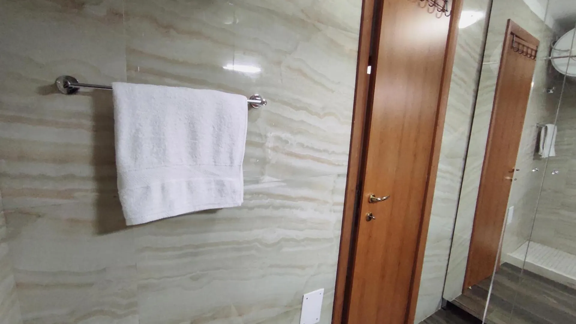 Kledia'S Modern Apartment Tirana 0*,  Albania