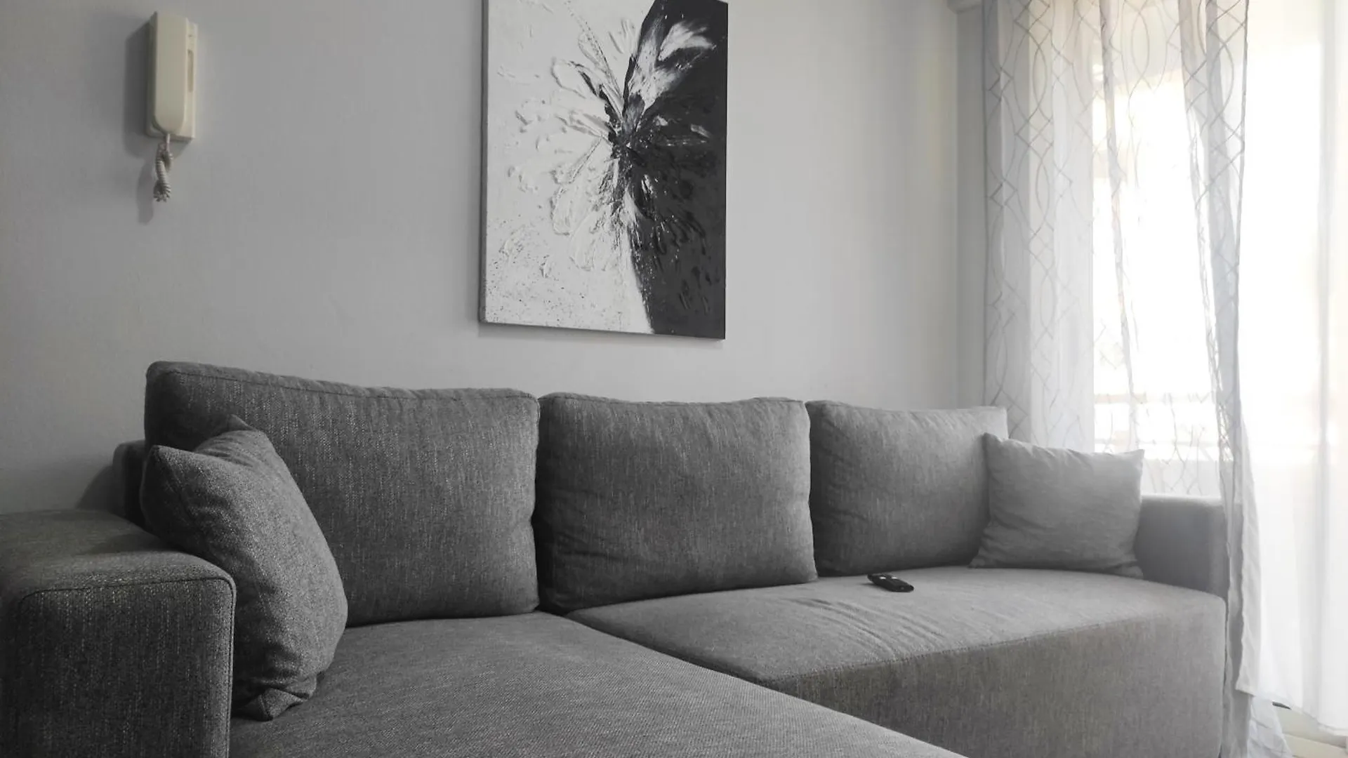 Kledia'S Modern Apartment Tirana